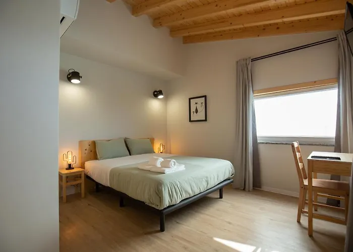 Casa Dos Gatos * 劳林哈